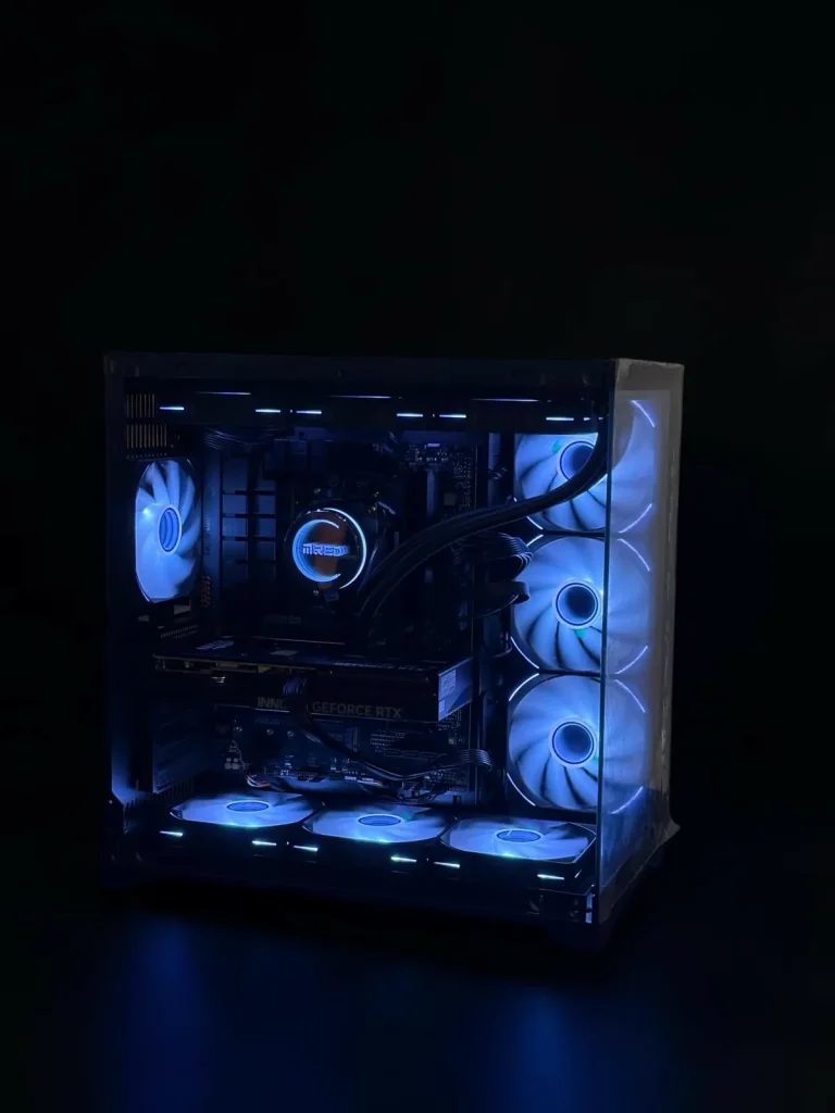 PC Gamer sur mesure vitrine panoramique watercooling bleu