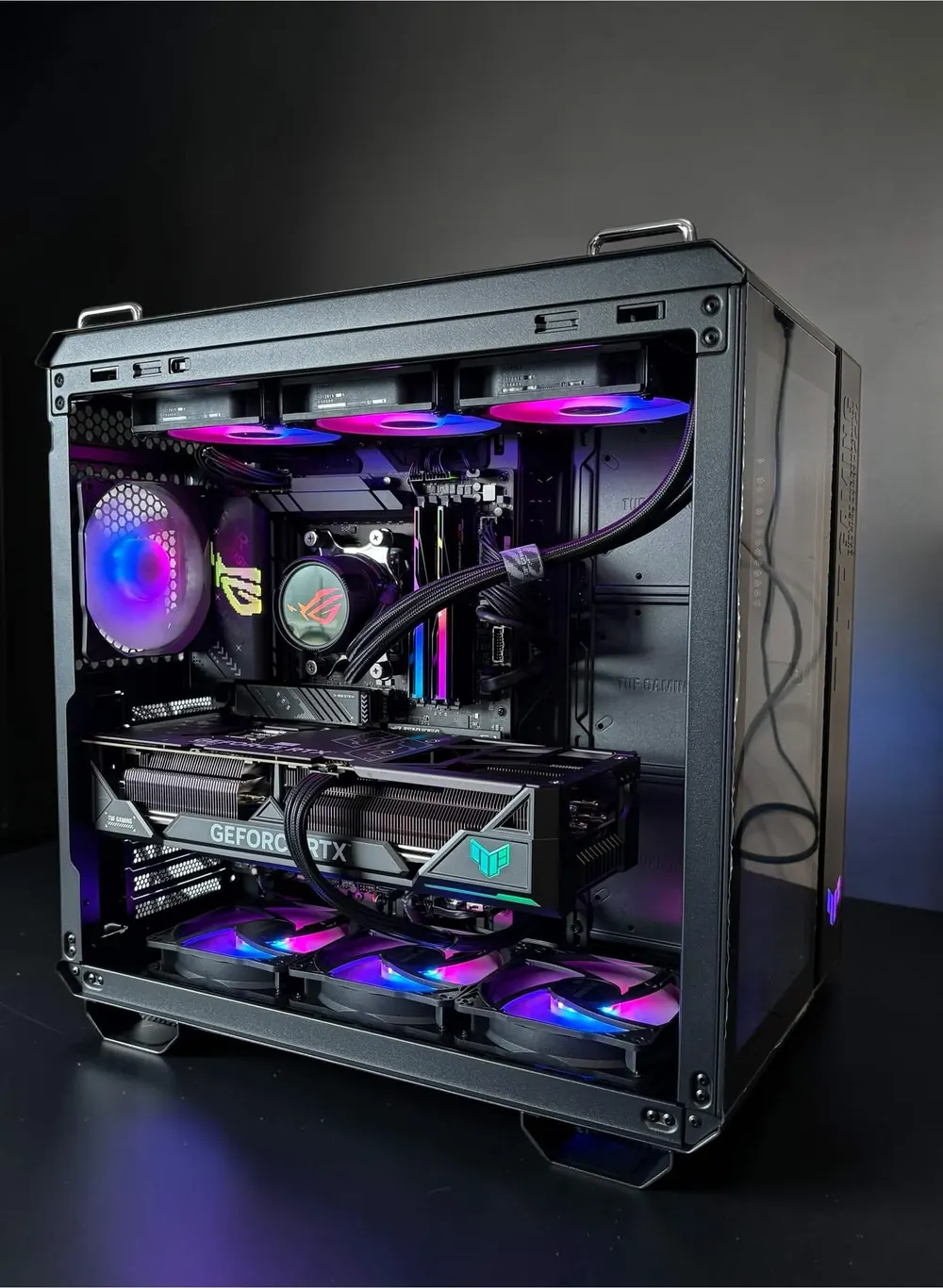 Station IA RTX 5080 assemblée par HardwareModding — refroidissement liquide